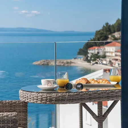 Sun Paradise Podgora Exterior photo
