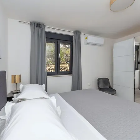 Sun Paradise Podgora Exterior photo